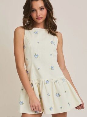 Le Lis Garden Bliss Embroidered Floral Dres